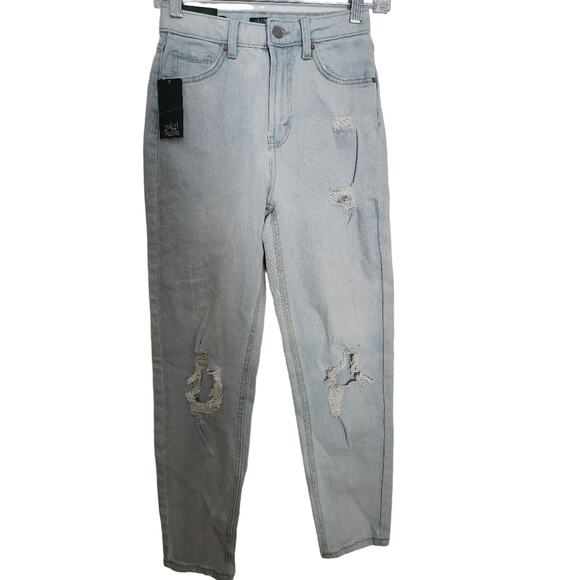 Wild Fable NWT Highest Rise Mom‎ Jeans Light Wash Denim Size 00 (24) - Picture 1 of 12